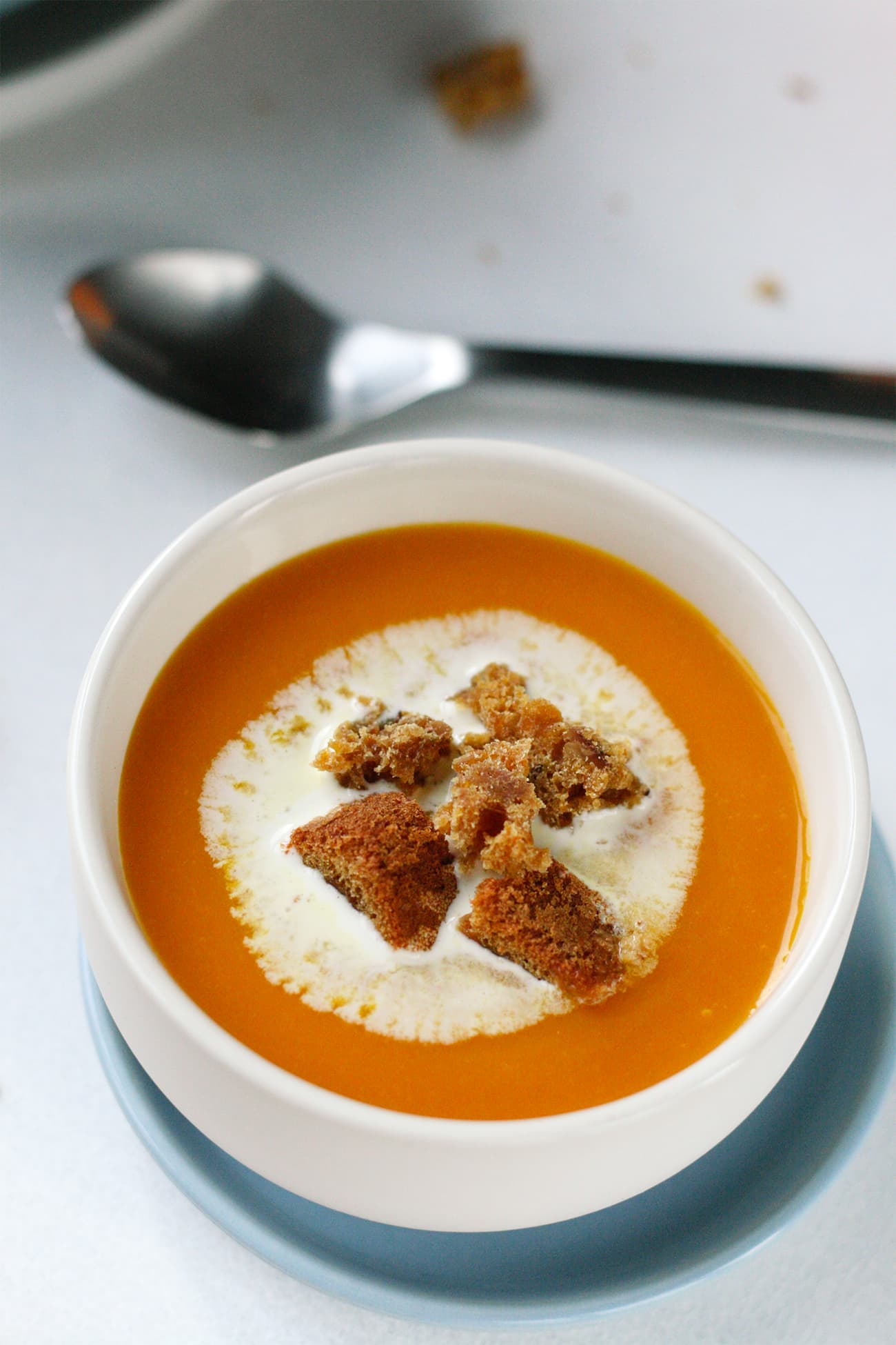 Soupe veloutée courge musquée pain d'épices