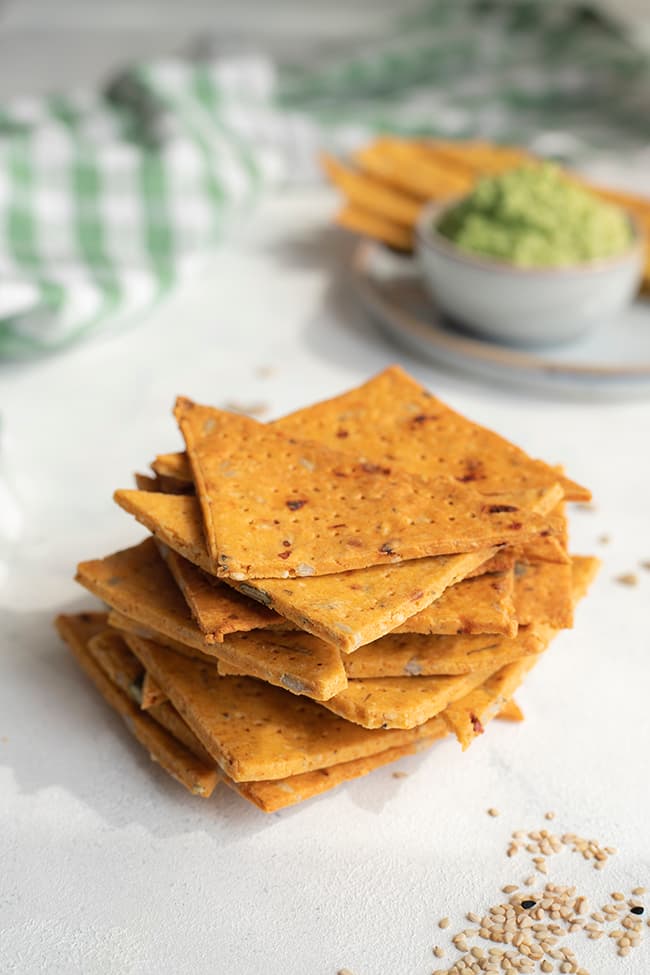 Crackers maison sans gluten à la farine de pois-chiche