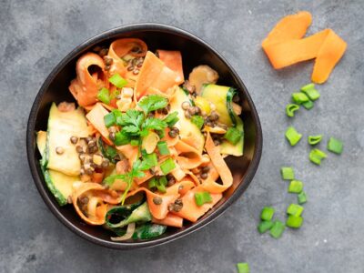 Légumes tomatés aux lentilles