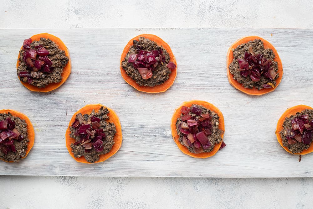 Toasts de patate douce aux champignons